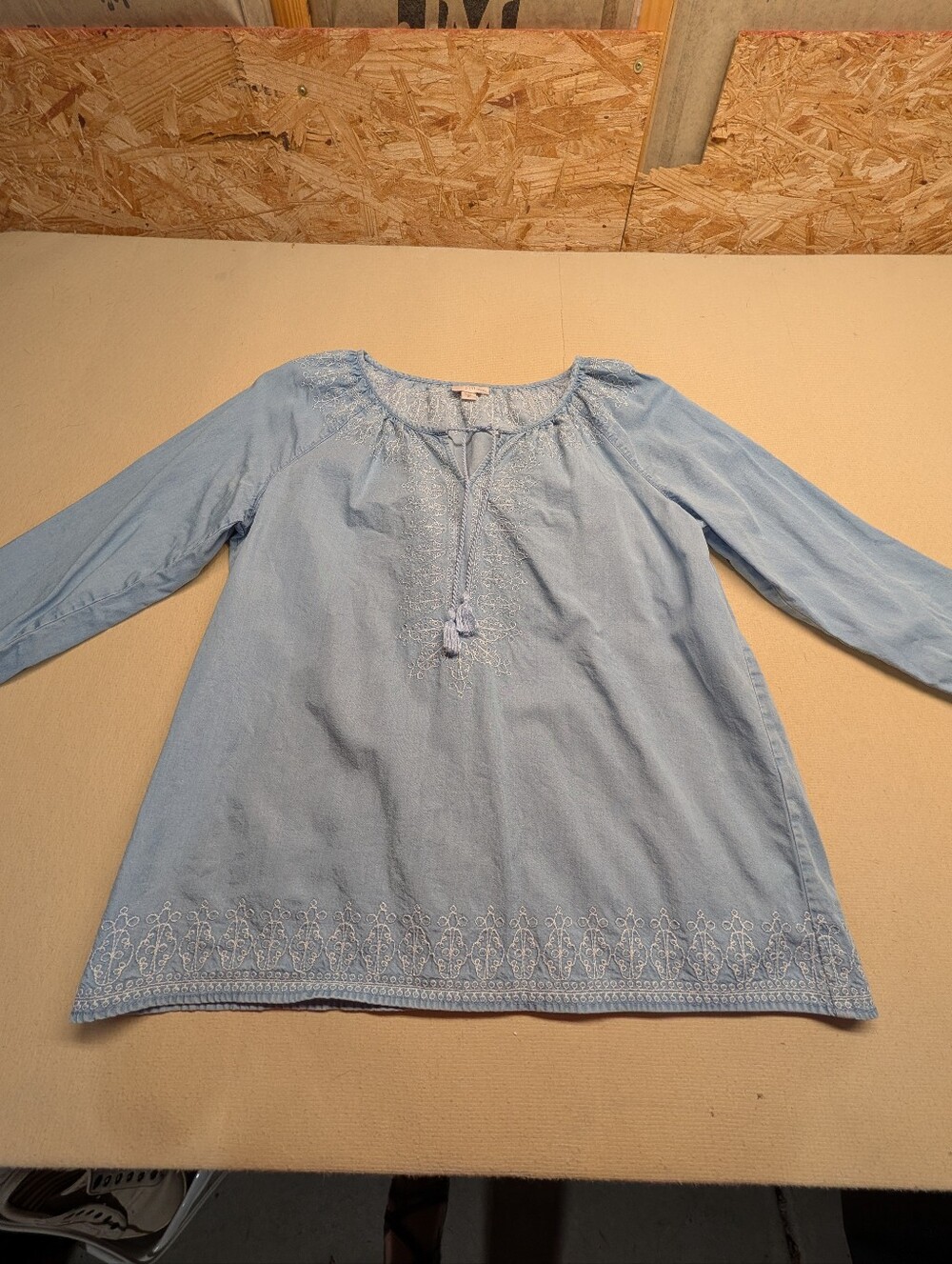 J Jill Women's Size M Light Blue Embroidered Tunic Top Long Sleeve 100% Lyocell